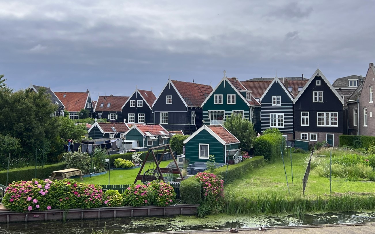 Marken, Edam, Volendam and Zaanse Schans Day trip from Amsterdam